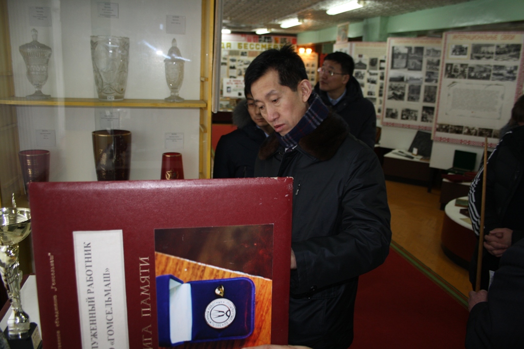 Китайцы в музее