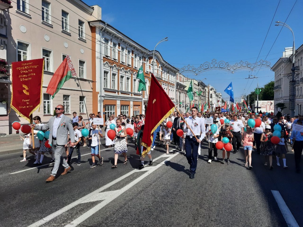 2022-07-03-шествие 4.jpg 2022-07-03-шествие 4.jpg