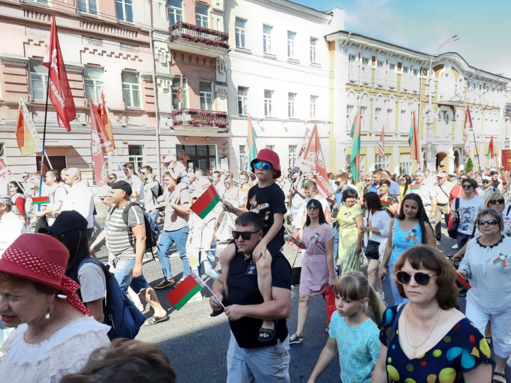 2022-07-03-шествие 3.jpg 2022-07-03-шествие 3.jpg