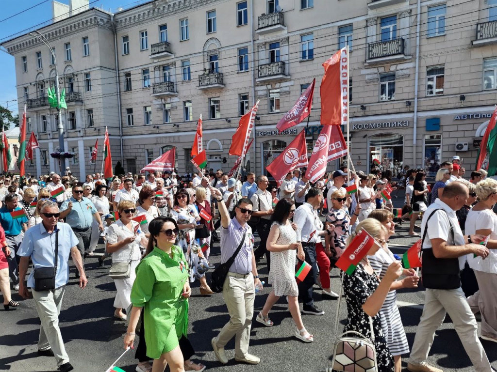 2022-07-03-шествие 2.jpg 2022-07-03-шествие 2.jpg