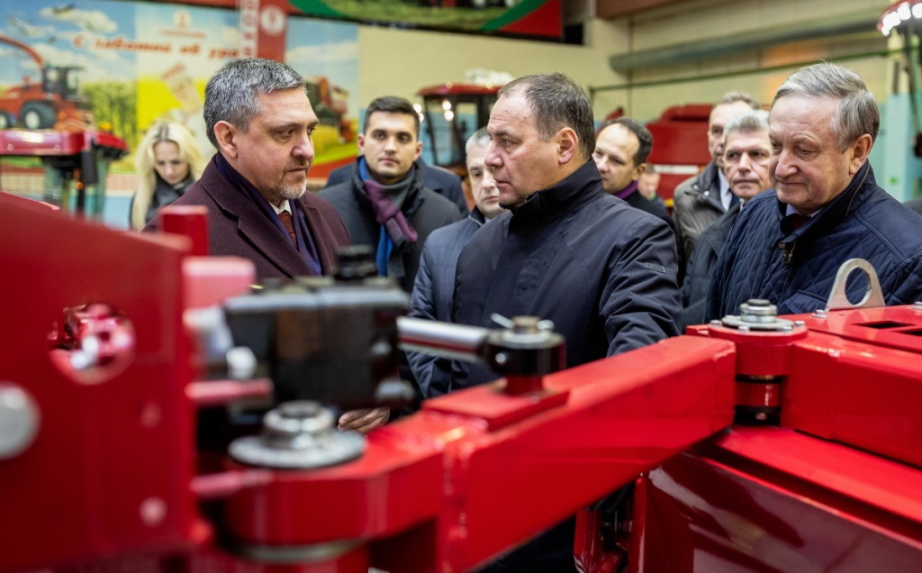 Новиков и Головченко фото Ивана Яривановича СБ2.jpg