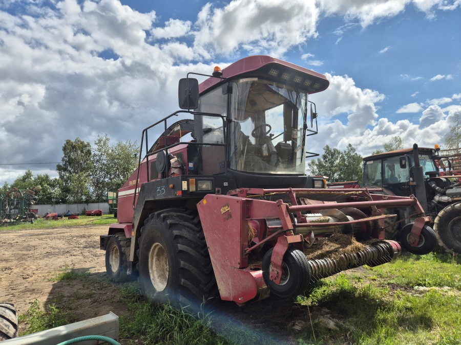 Кормоуборочный комбайн FS80-7