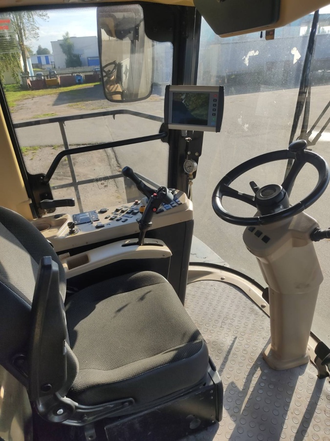 Кормоуборочный комбайн FS80