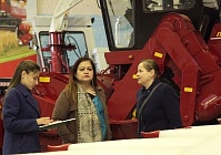 Посол Сангита Бахадур осталась довольна посещением ОАО «Гомсельмаш»